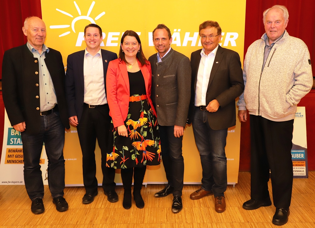 Das Bild zeigt von links: Hans Thurner (Altbürgermeister und Kreisrat), Josef Heckl (Erster Bürgermeister und Kreisrat), Sandra Meissner (Erste Bürgermeisterin von Kottgeisering und Landratskandidatin), Thorsten Glauber (Staatsminister für Umwelt und Verbraucherschutz), Hans Friedl (Landtagsabgeordneter und FW-Kreisvorsitzender) und Gerhard Landgraf (Altbürgermeister von Maisach und Kreisrat).