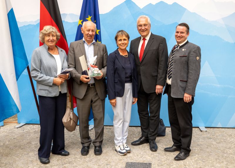 29.09.2026 – Kommunale Verdienstmedaille in Silber für Altbürgermeister Johann Thurner